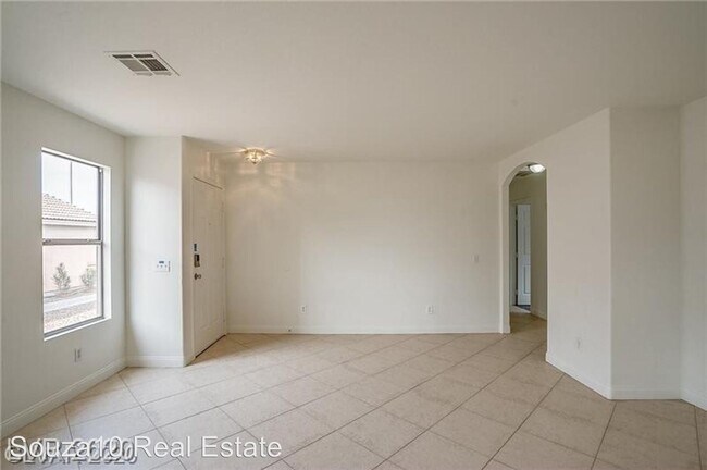 Building Photo - 4 br, 2 bath House - 6489 Dune Point Court