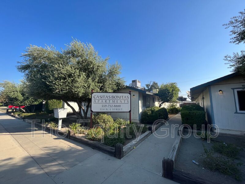 Primary Photo - 354 S L St