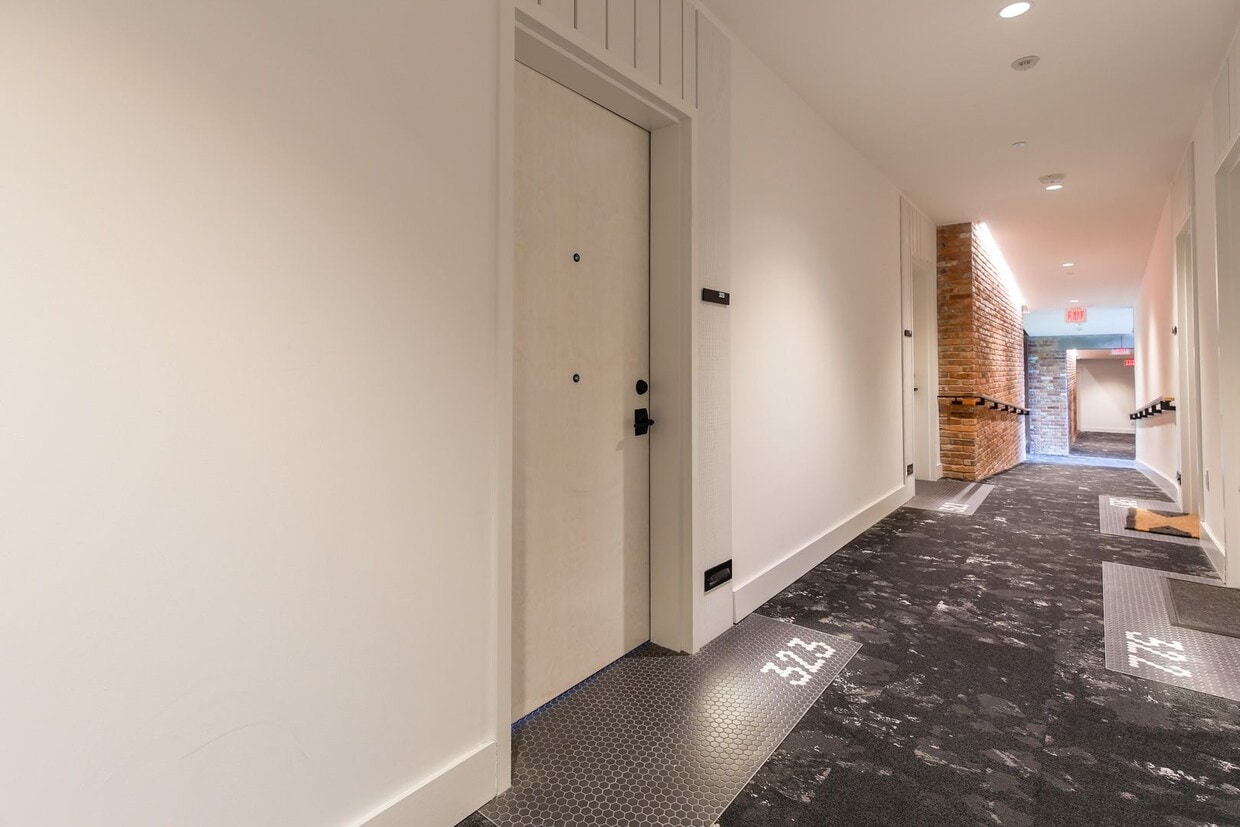 Primary Photo - Terrific One Bedroom Condo in Truxton Circle!