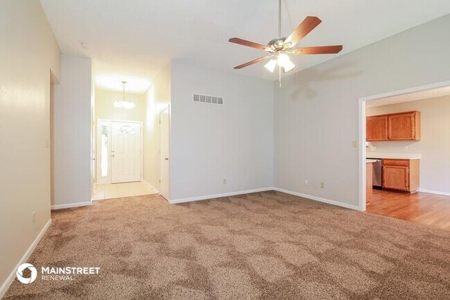 Foto del edificio - 15100 E 49TH ST, KANSAS CITY, MO 64136