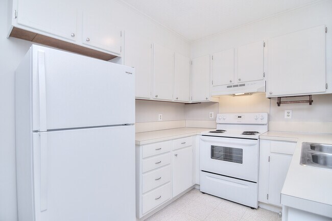 Foto del edificio - 345 Sunny Hill Dr