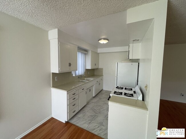 Foto del edificio - 1243 26th St