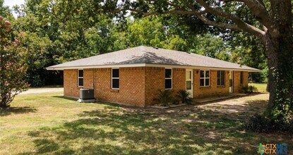 Building Photo - 2109 W Avenue B
