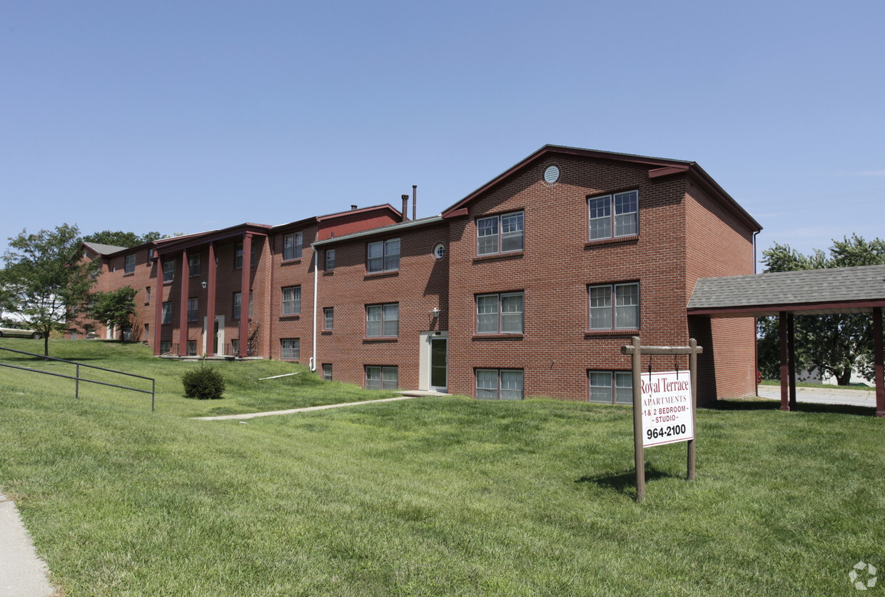 Building Photo - Royal Terrace Apartments