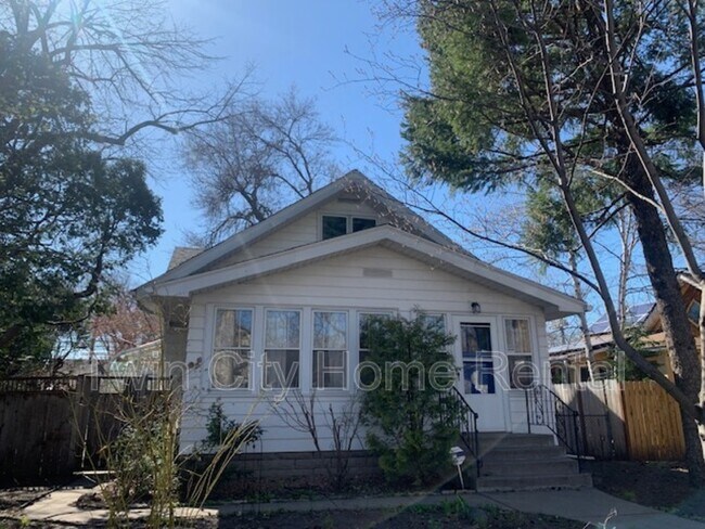 Building Photo - 4434 46th Ave S