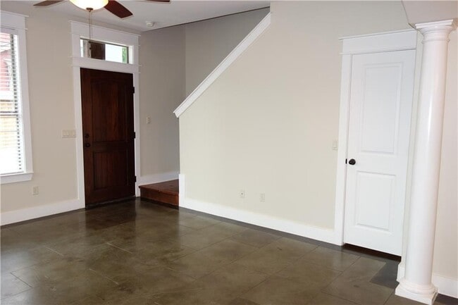 Foto del edificio - 8318 Bowling Green Dr