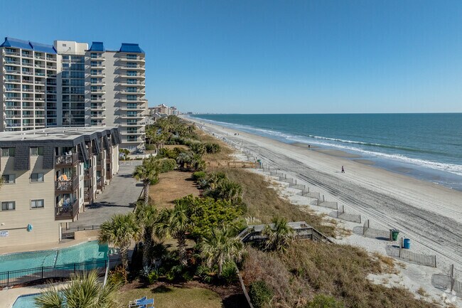 Vista de la playa. - 201-203 76th Ave N