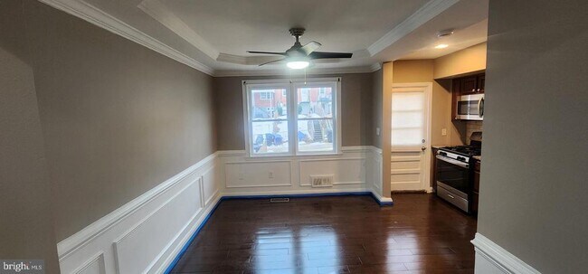 Building Photo - 7065 Eastbrook Ave