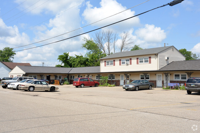 Building Photo - Village Square Apartments