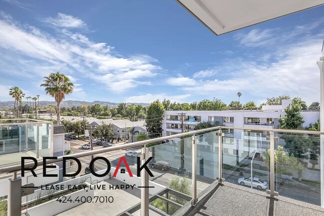 Foto del edificio - 12444 Chandler Blvd