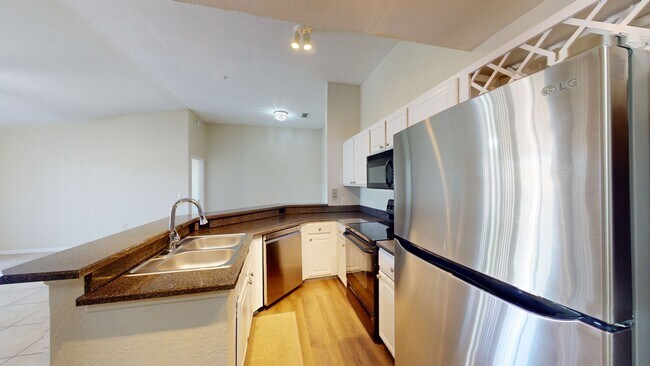 Foto del edificio - Nice 2 bedroom, 2 bathroom condo for rent ...