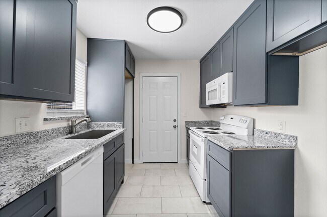 Foto del edificio - 1615 McKee St