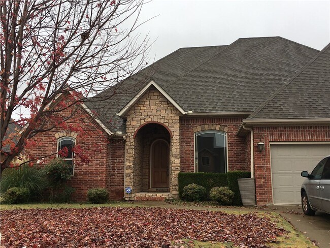 Building Photo - 4506 W Flagstick Dr