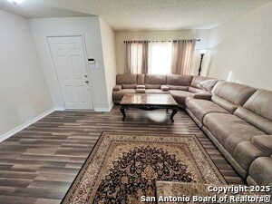 Foto del edificio - 10214 Sandbrook Hill