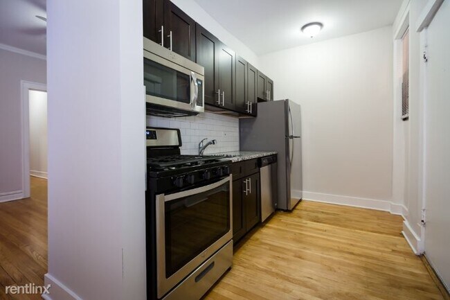 Foto del edificio - 1424 W Devon Ave