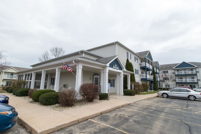 Interior Photo - Keystone Manor