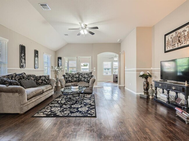 Building Photo - 8241 Arezzo Dr