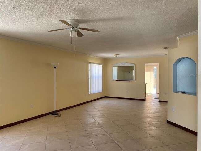 Building Photo - 3524 Chinaberry Ln
