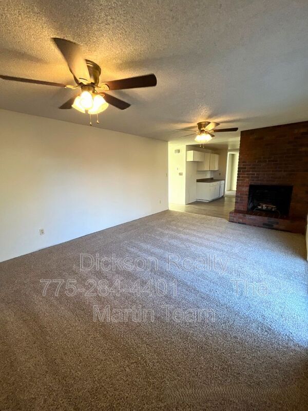 Building Photo - 220 Lenwood Dr