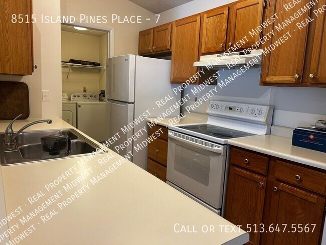 Foto del edificio - 8515 Island Pines Pl