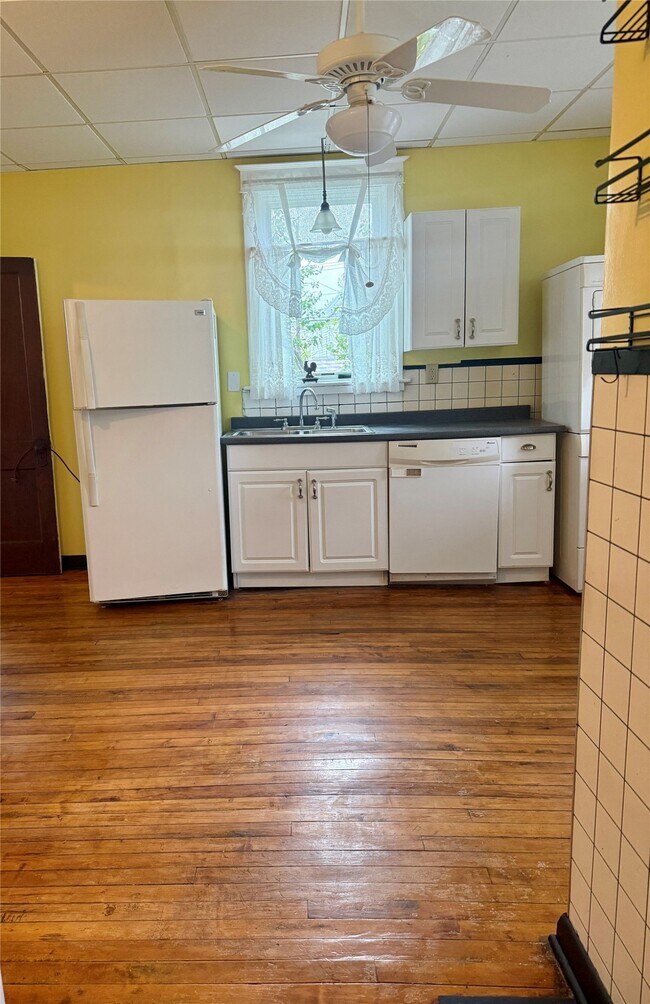 Foto del edificio - 1 Euclid Ave