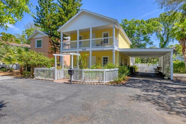 Foto del edificio - 508 Howard Ct