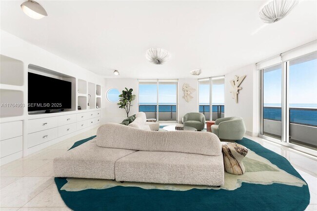 Foto del edificio - 5801 Collins Ave