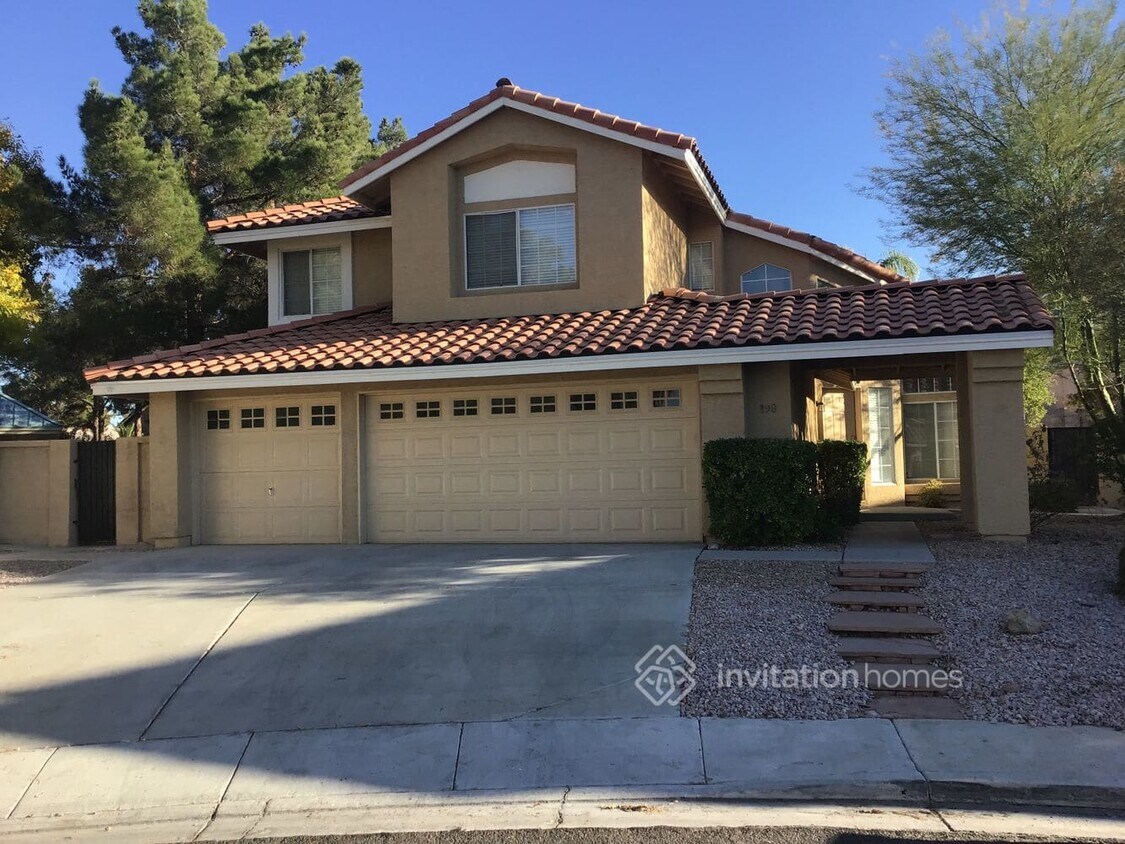 Primary Photo - 198 Kachina Dr