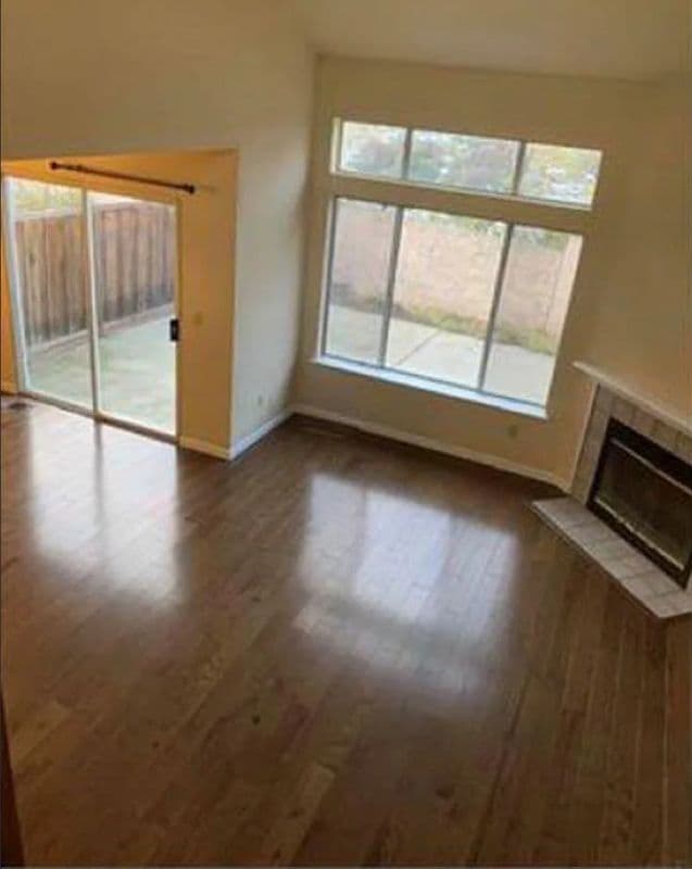 Building Photo - 1638 Birdhaven Way