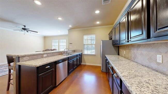 Building Photo - 3009 Towers Pkwy