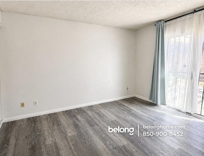 Building Photo - 317 Mabry St