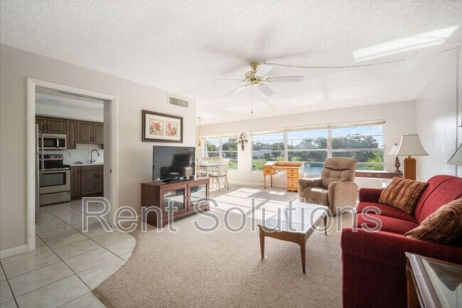 Foto del edificio - 1655 S Highland Ave