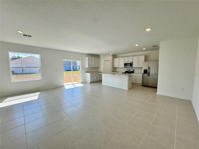 Building Photo - 405 Kayden Cv