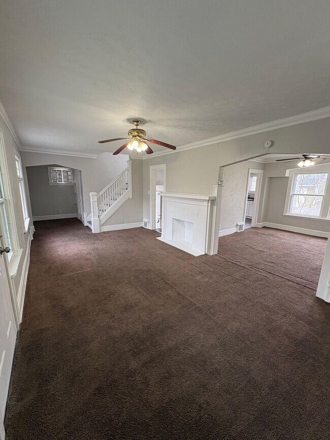 Foto del edificio - Your Cozy 3-Bedroom Home in Garfield Heights