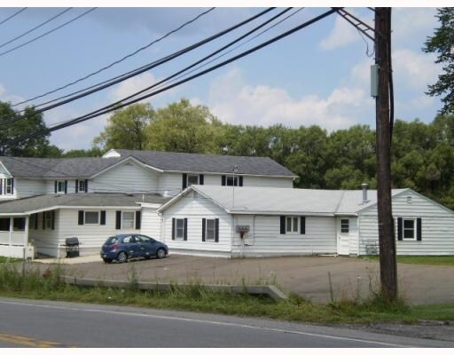 Building Photo 2 - 162 S Main St