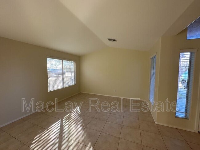 Building Photo - 10256 E Peralta Canyon Dr