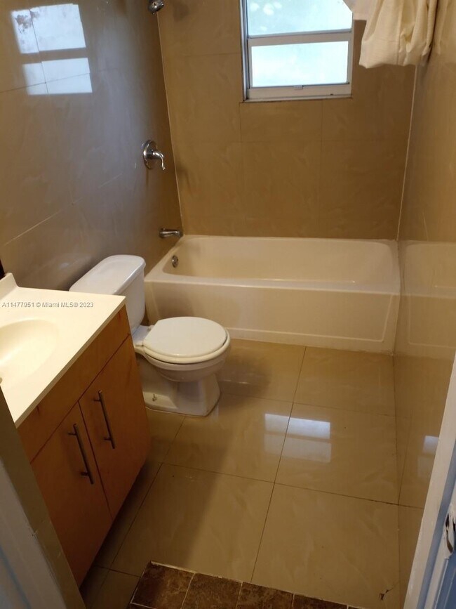 Foto del edificio - 2135 Taylor St