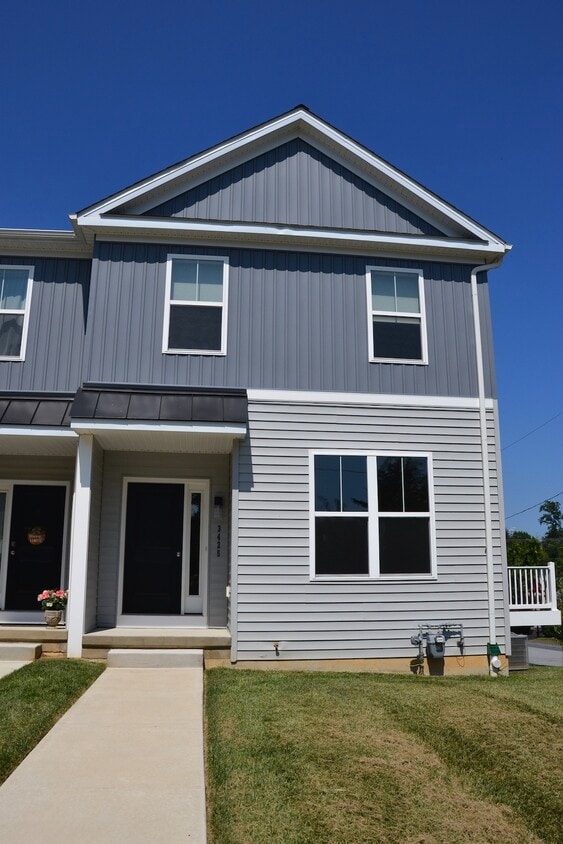 3425 South St, PA 19543 Townhome Rentals in PA