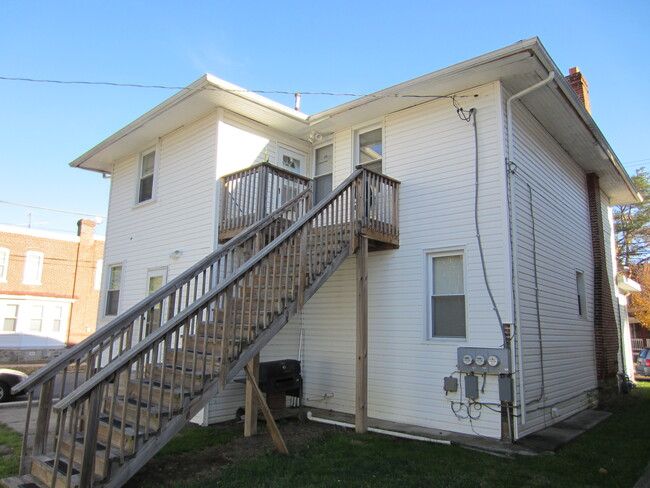 Building Photo - 234 E 22nd street