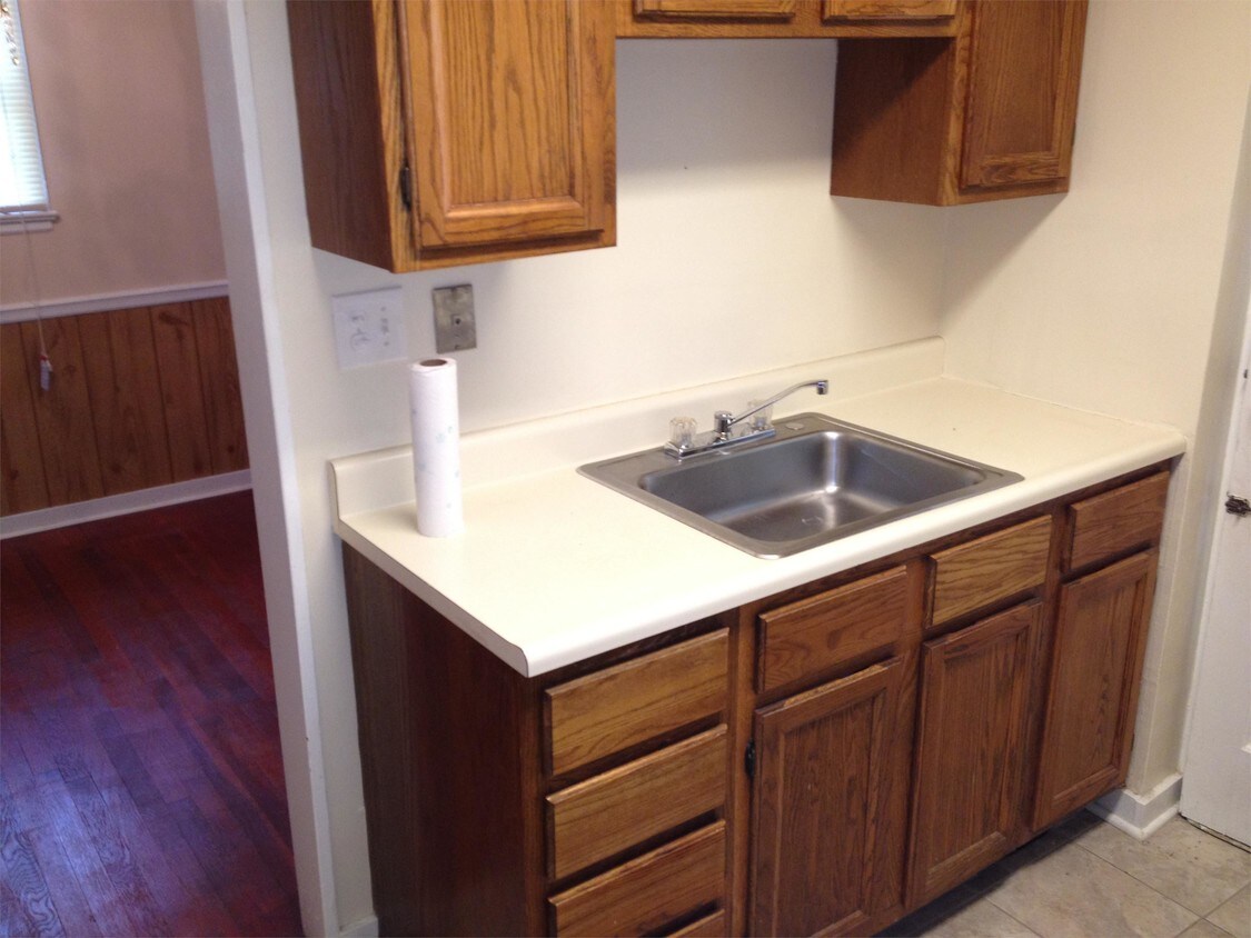 Foto del edificio - 3123 Medway St