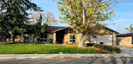 Building Photo - 2753 W Ave J