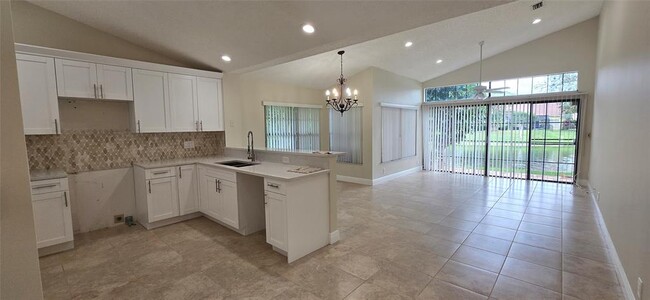 Foto del edificio - 5950 NW 65th Ct