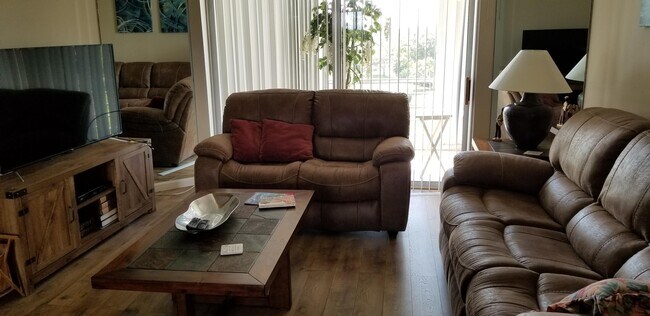 Foto del edificio - 3465  Via Poinciana  605 Lake Worth Fl 33467