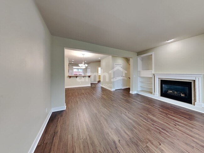 Building Photo - 129 Wild Rose St