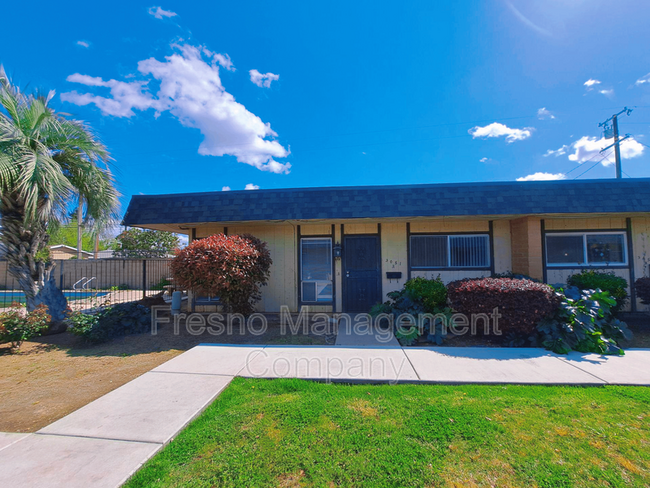 Foto del edificio - 3051 N West Ave