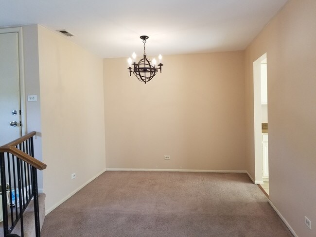 Foto del edificio - 335 Springlake Ln