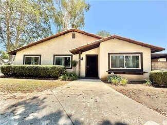 Building Photo - 2760 Monroe St