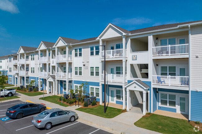 Building Photo - Mason Augusta