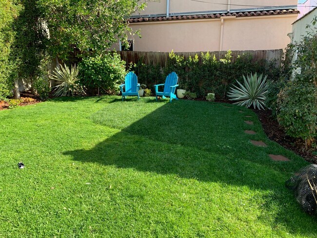 Vista al jardín - 1158 Hi Point St