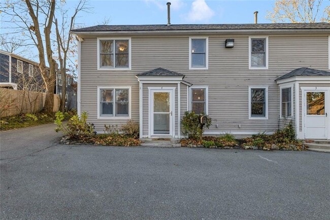 Building Photo - 208 Marlborough St